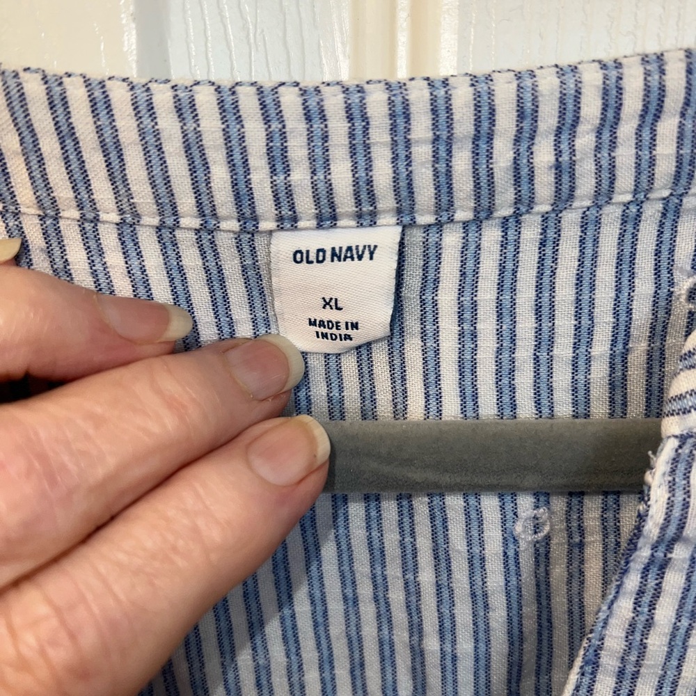 Old Navy Blue & White Stripe Eyelet Top Sz XL - Picture 7 of 8